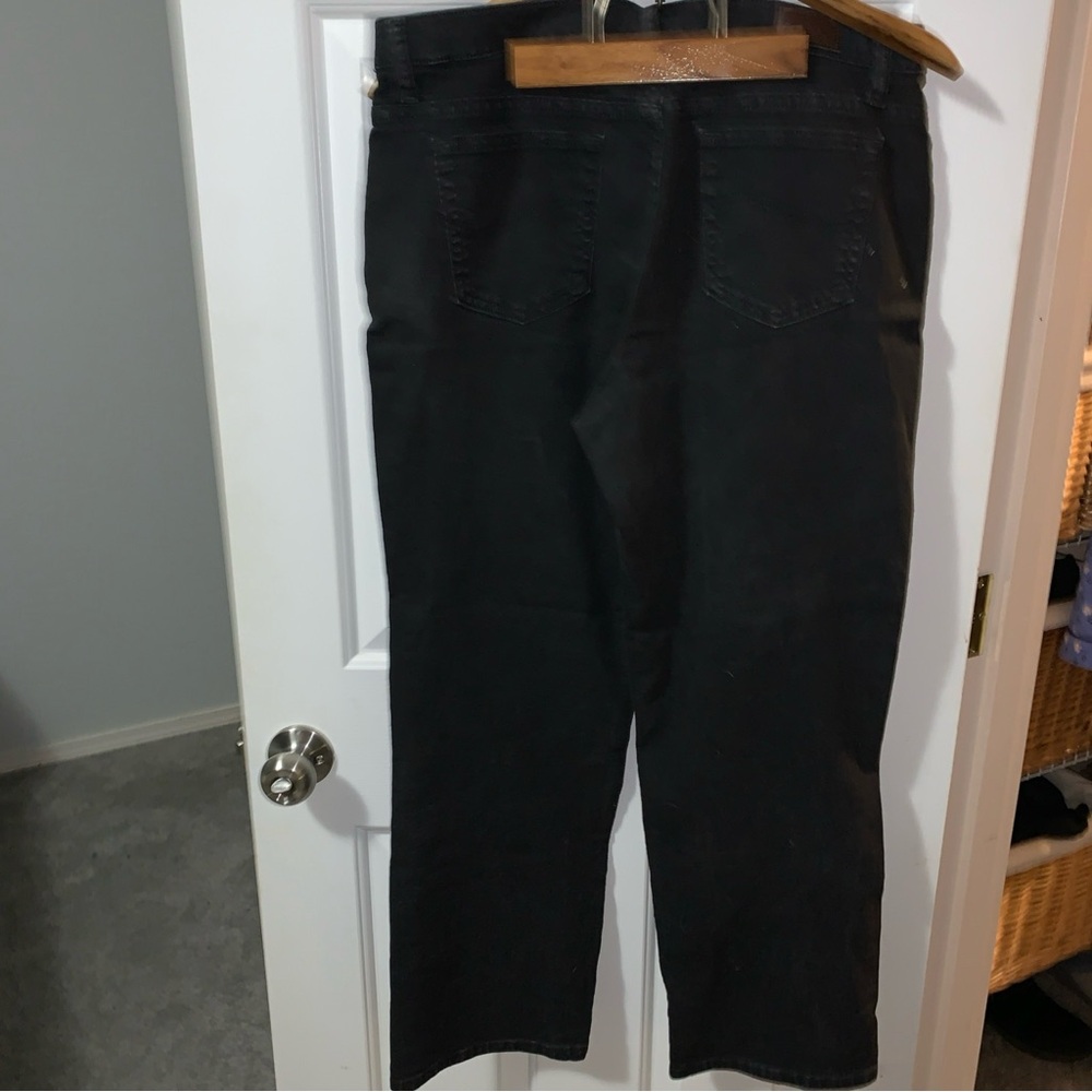 Lee Relaxed Fit Straight Leg Mid Rise Womens 14 Short Black Jeans - Picture 5 of 10
